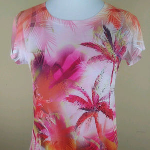 3/$15 Chicos Pink Tropical Small Palm Trees Shirt